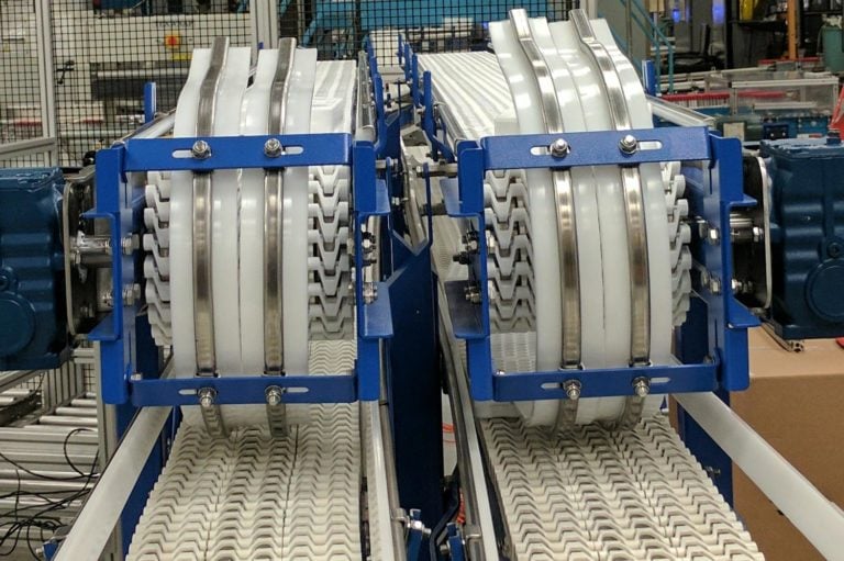 Over Under Conveyor Tray Flipper Solution with Plastic Chain Belt
