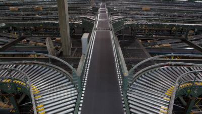 Hytrol Automated Minimum Pressure Accumulation Conveyor System