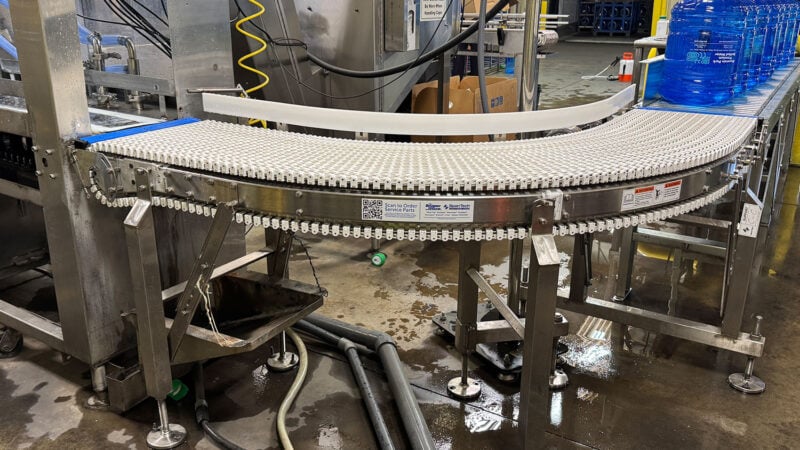 Modular Plastic Belt Curve Conveyor for Bottled Water Manufacturing
