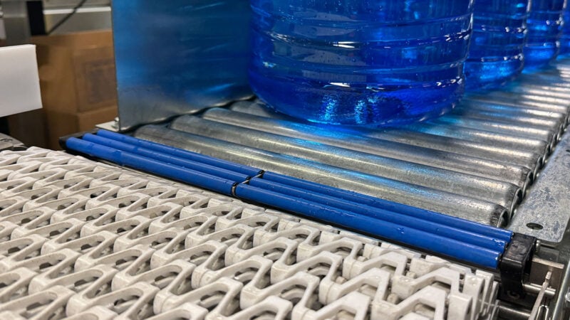 Modular Plastic Belt Curve Conveyor for Bottled Water Manufacturing