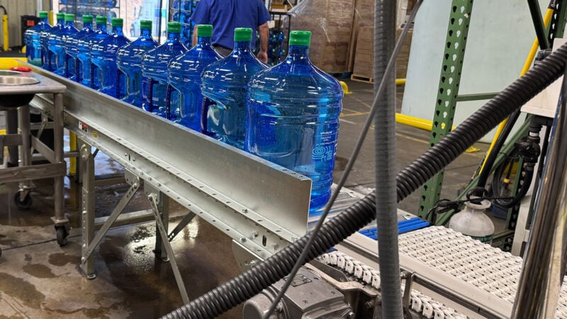 Modular Plastic Belt Curve Conveyor for Bottled Water Manufacturing