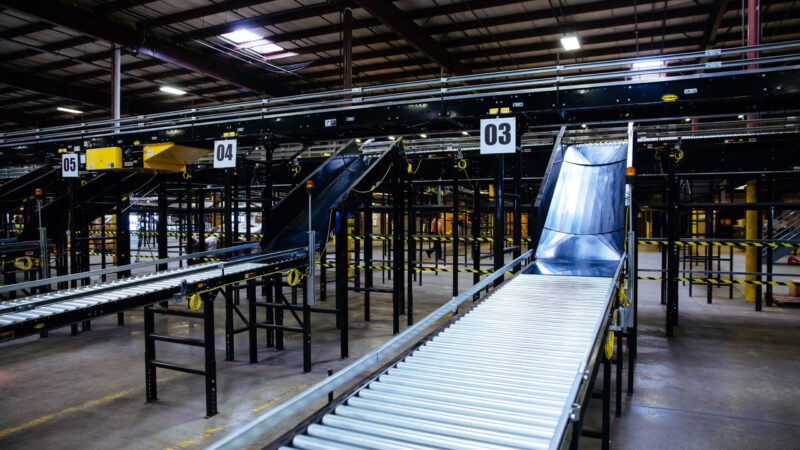 Gravity Roller Conveyor Palletizing Stations