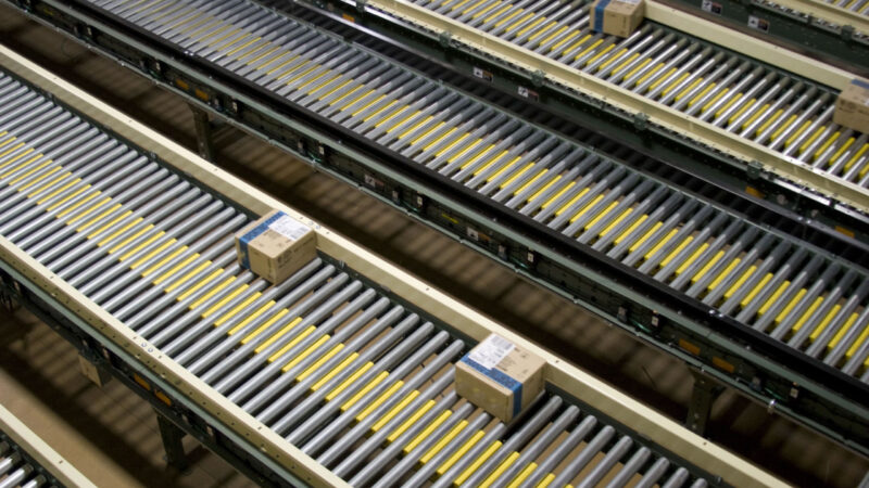 Hytrol Automated Zero Pressure Accumulation Conveyor System